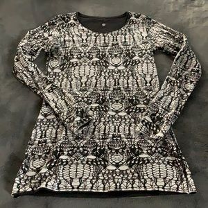 Lululemon Long Sleeve/Reversible Shirt